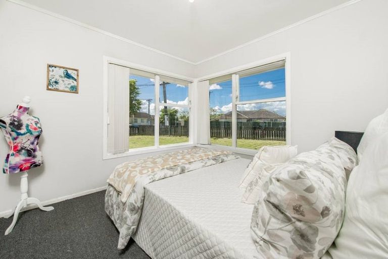 Photo of property in 2 Awatere Street, Clover Park, Auckland, 2023