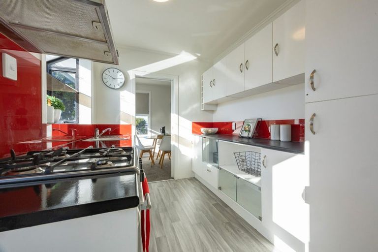 Photo of property in 27 Jupiter Street, Rosehill, Papakura, 2113