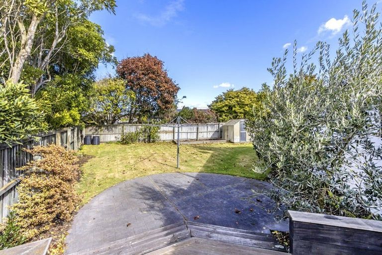 Photo of property in 35 Royal Park Drive, Parklands, Christchurch, 8083