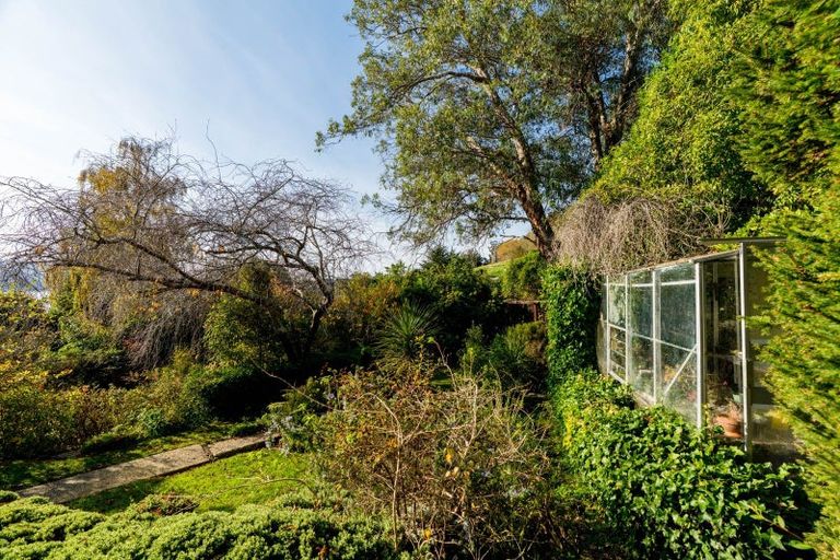 Photo of property in 9 Saint Ronans Road, Macandrew Bay, Dunedin, 9077