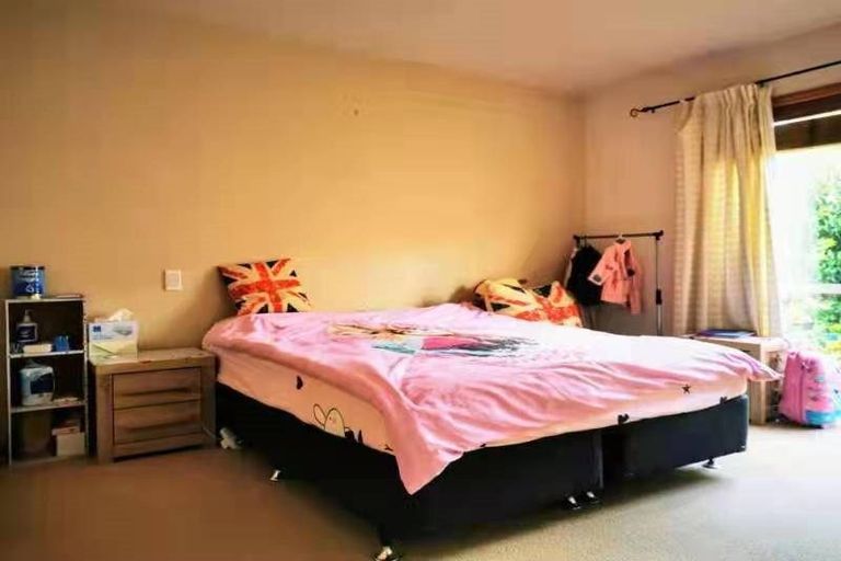 Photo of property in 1/16 Glanworth Place, Dannemora, Auckland, 2016