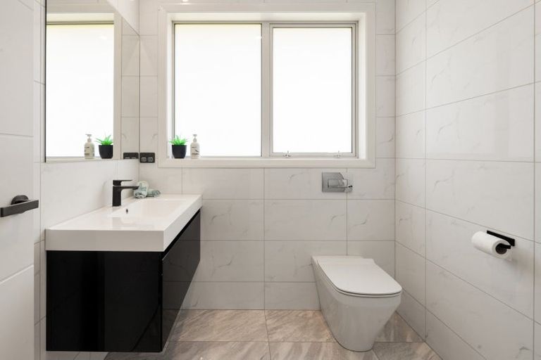 Photo of property in 19 Mike Smith Drive, Cambridge, 3434