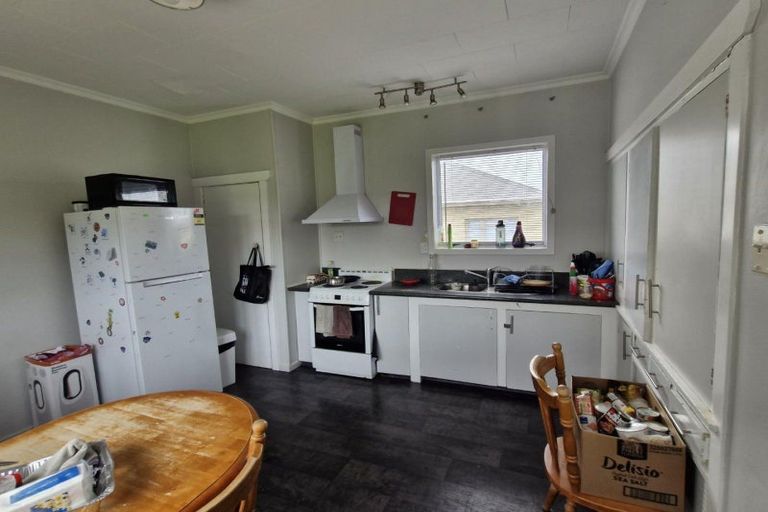 Photo of property in 74 Stobo Street, Grasmere, Invercargill, 9810