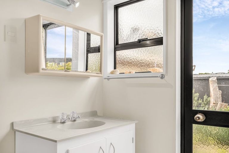 Photo of property in 3 Waiiti Avenue, Waihi Beach, 3611