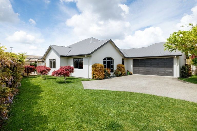 Photo of property in 3 Lockhart Place, Rototuna, Hamilton, 3210