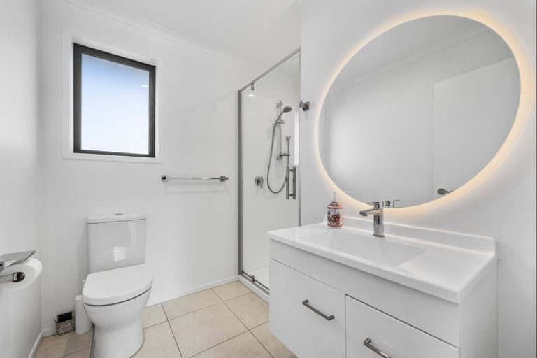 Photo of property in 31 Atutahi Street, Hurdon, New Plymouth, 4310