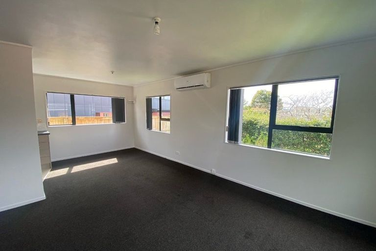 Photo of property in 19 Kirton Crescent, Manurewa, Auckland, 2102