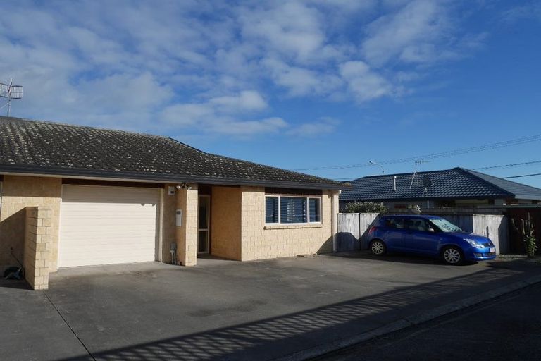 Photo of property in 114b Arawhata Road, Paraparaumu, 5032