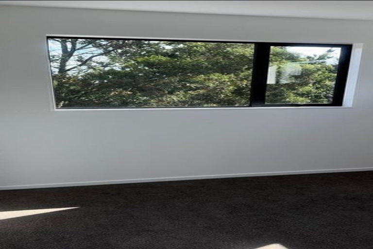 Photo of property in 50 Raupeti Lane, Henderson, Auckland, 0612