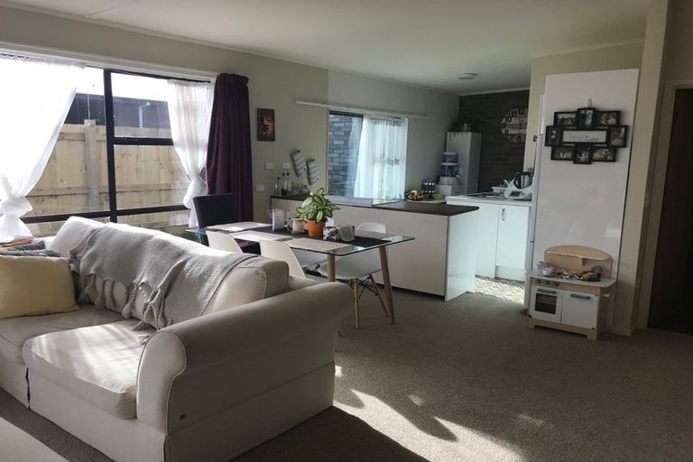 Photo of property in 16 Ropiha Street, Fitzroy, New Plymouth, 4312