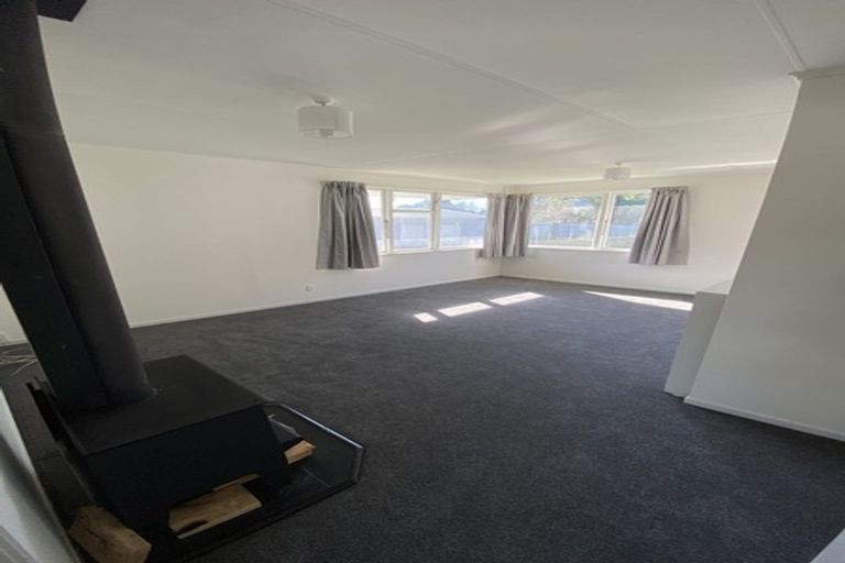 Photo of property in 4 Wing Place, Fordlands, Rotorua, 3015