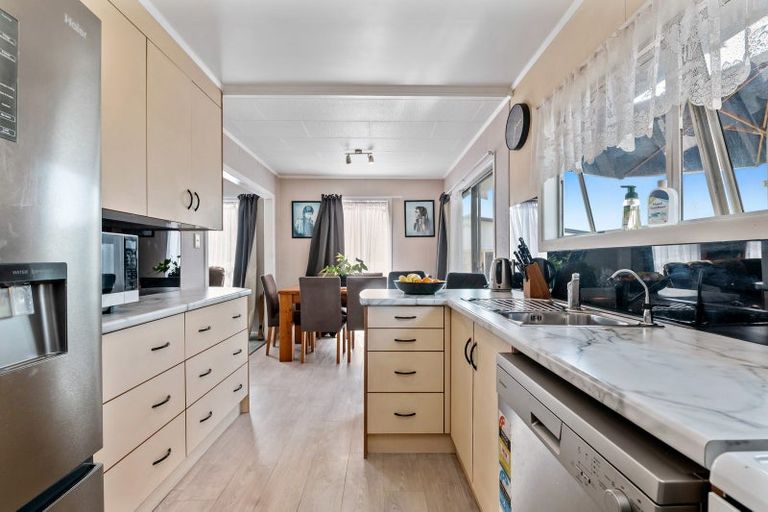 Photo of property in 4 Waikato Place, Tokoroa, 3420