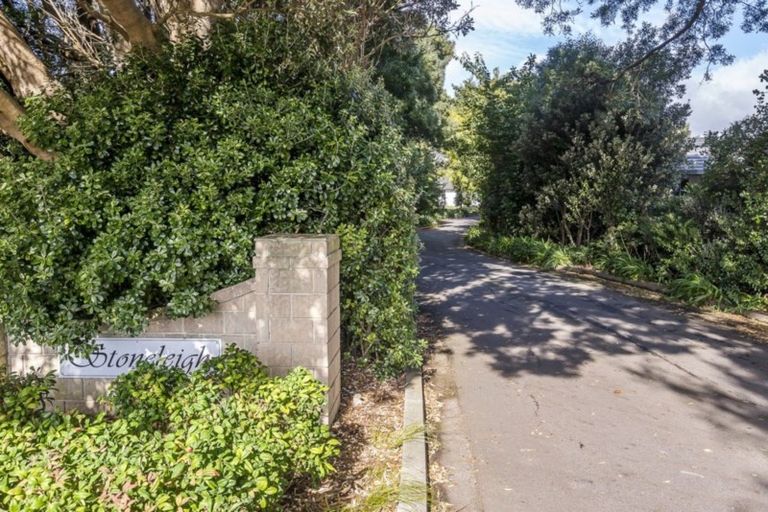 Photo of property in 2 Stoneleigh Grove, Paraparaumu, 5032