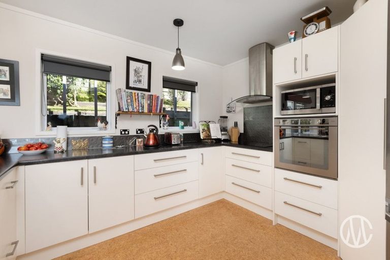 Photo of property in 61 Victory Street, Welcome Bay, Tauranga, 3112