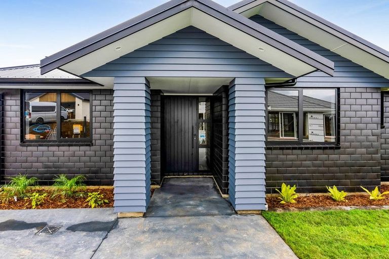 Photo of property in 9b James Drive, Bell Block, New Plymouth, 4312