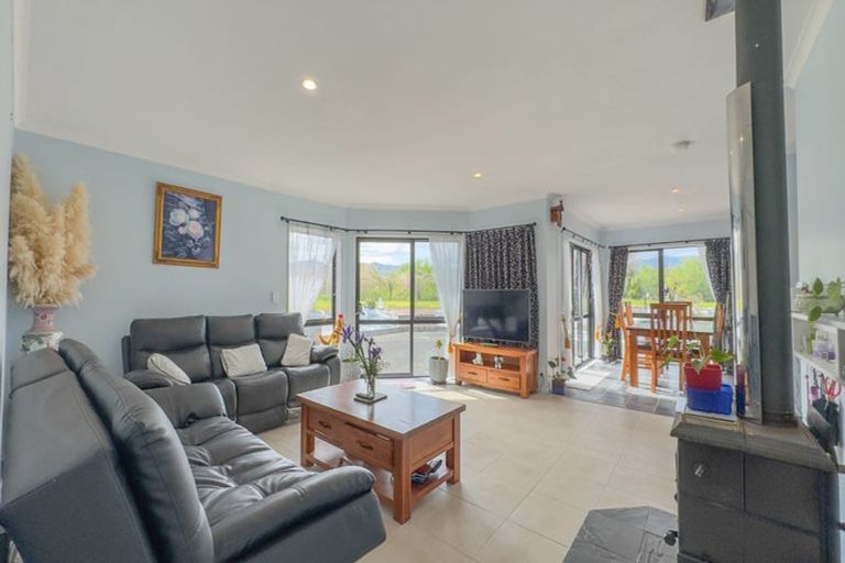 Photo of property in 11 Ryall Road, Paeroa, 3673