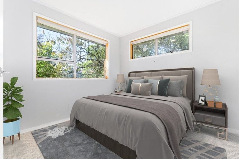 Photo of property in 4 Spode Place, Henderson, Auckland, 0612