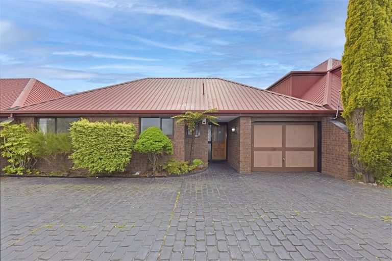 Photo of property in 3/18 Division Street, Riccarton, Christchurch, 8041