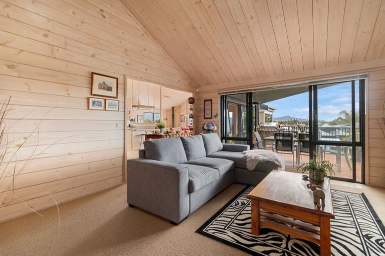 Photo of property in 342 Waterways Parade, Pauanui, Hikuai, 3579