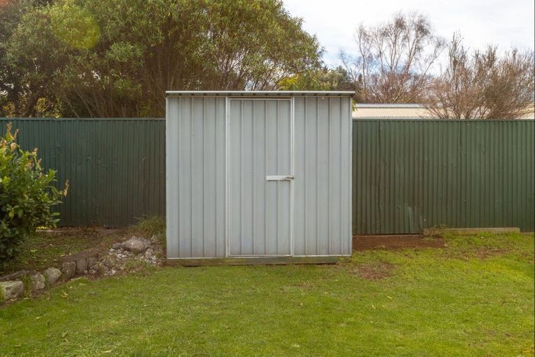 Photo of property in 41 Ross Street, Woodville, 4920