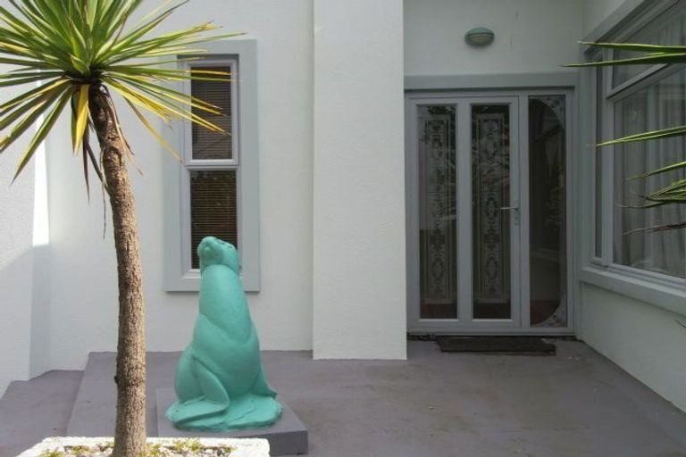 Photo of property in 8 Fergusson Street, Waterloo, Lower Hutt, 5011