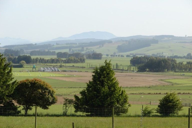 Photo of property in 1302 Dipton-winton Highway, Benmore, Winton, 9782