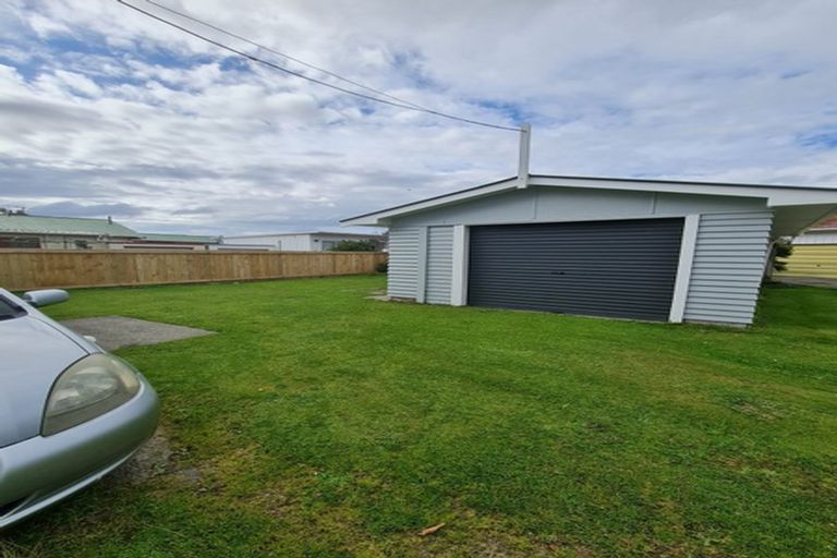 Photo of property in 6 Connolly Street, Boulcott, Lower Hutt, 5010