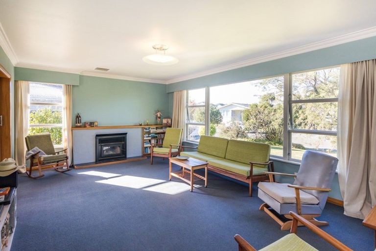 Photo of property in 5 Viscount Place, West End, Palmerston North, 4412