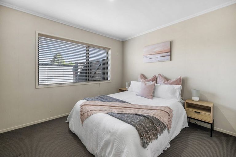 Photo of property in 1 Carroll Place, Owhata, Rotorua, 3010