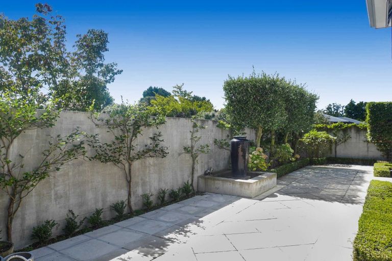 Photo of property in 63 Springfield Road, St Albans, Christchurch, 8014