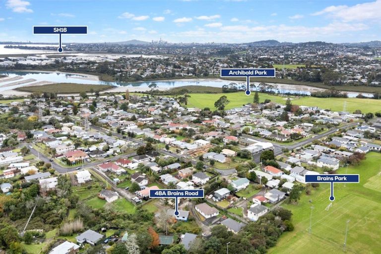 Photo of property in 48a Brains Road, Kelston, Auckland, 0602