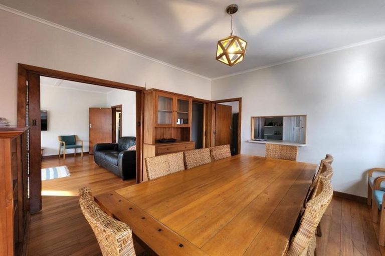 Photo of property in 8 Henui Street, Strandon, New Plymouth, 4312