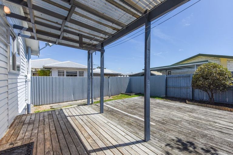 Photo of property in 1/16 Willow Avenue, Stoke, Nelson, 7011