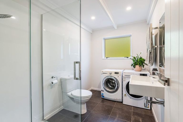 Photo of property in 316 Upper Waiwera Road, Puhoi, Silverdale, 0994