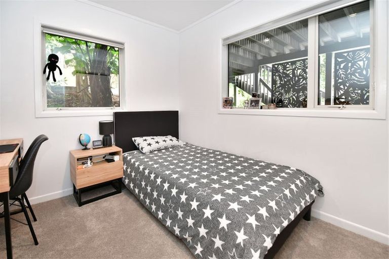 Photo of property in 31a Cochrane Avenue, Arkles Bay, Whangaparaoa, 0932