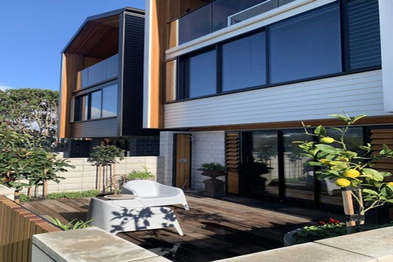 Photo of property in 1b Coronation Street, Ahuriri, Napier, 4110