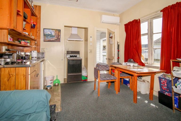 Photo of property in 304 Palmerston Street, Westport, 7825