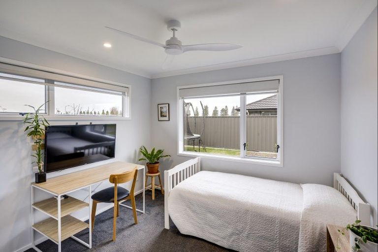 Photo of property in 26 Hurunui Drive, Te Awa, Napier, 4110