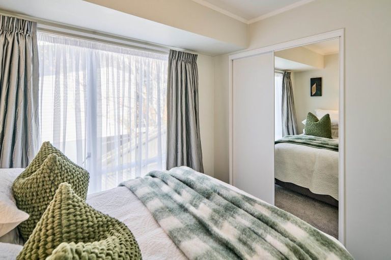 Photo of property in 147 Tirohanga Road, Tirohanga, Lower Hutt, 5010