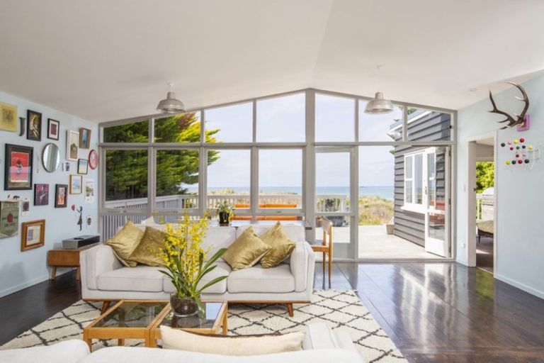 Photo of property in 81 Blue Pacific Parade, Riversdale Beach, Masterton, 5872