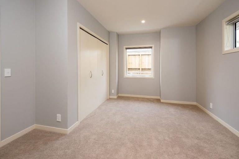 Photo of property in 3/74 Jubilee Road, Khandallah, Wellington, 6035