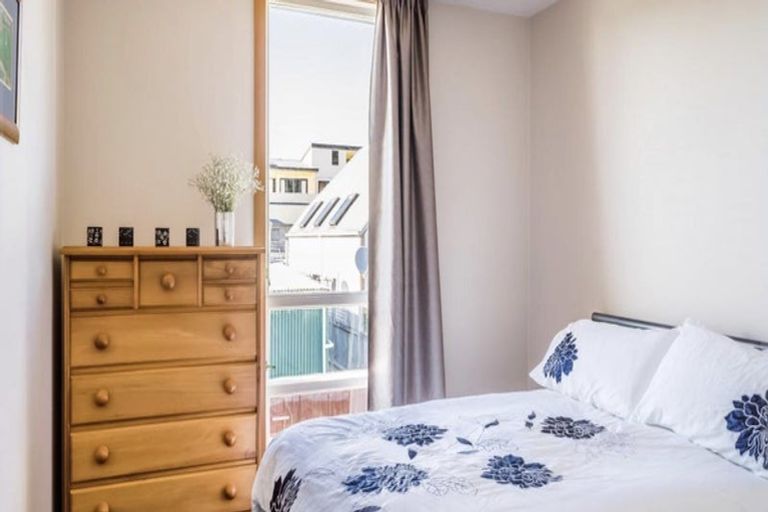 Photo of property in 4f Hatton Street, Karori, Wellington, 6012