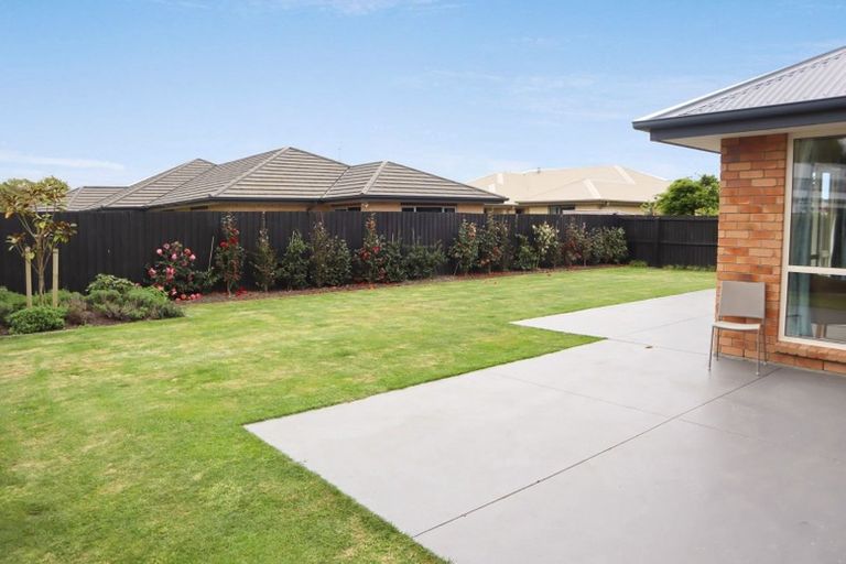 Photo of property in 12 Catkins Lane, Mairehau, Christchurch, 8052