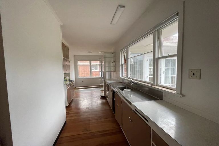 Photo of property in 10 Richards Avenue, Papatoetoe, Auckland, 2025