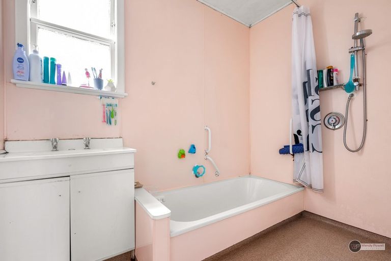 Photo of property in 1248 High Street, Taita, Lower Hutt, 5011