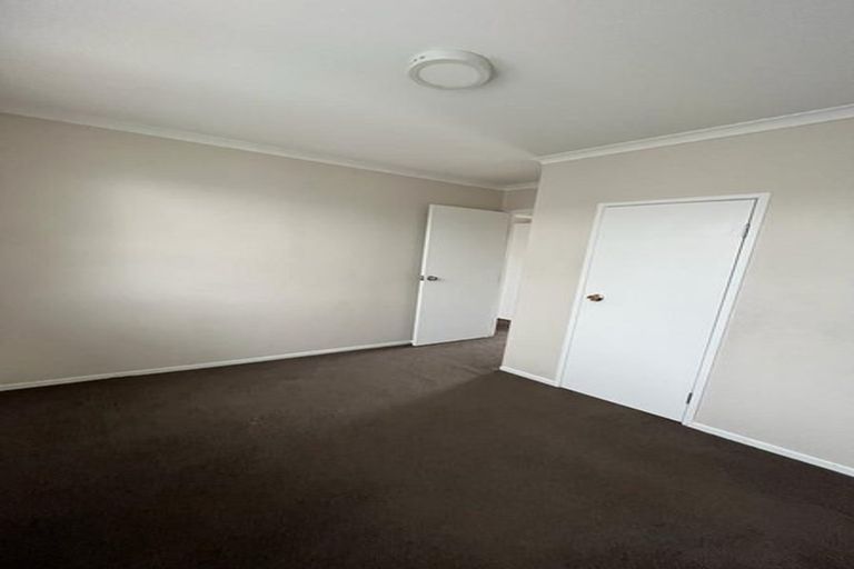 Photo of property in 1/17 Charntay Avenue, Clover Park, Auckland, 2019