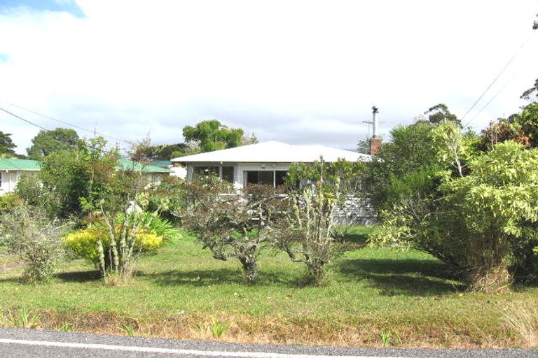Photo of property in 8 Sherrybrooke Place, Sunnyvale, Auckland, 0612