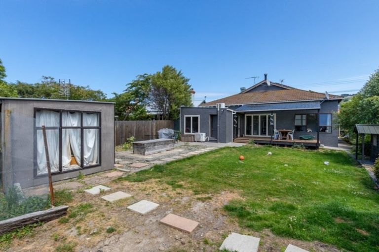 Photo of property in 103 Hargest Crescent, Saint Clair, Dunedin, 9012