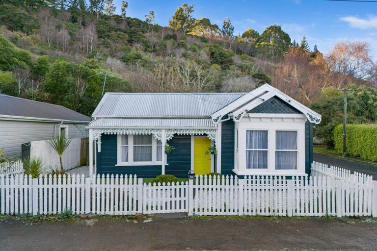 Photo of property in 54 Selwyn Street, North East Valley, Dunedin, 9010