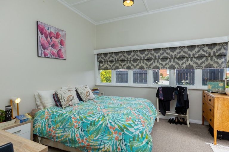 Photo of property in 37 Eltham Road, Blenheim, 7201